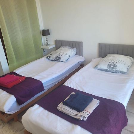 Appartement Proche Aeroport Marseille Marignane - Studio Confortable - Logement Ideal - Hebergement Tout Equipe Rognac Extérieur photo