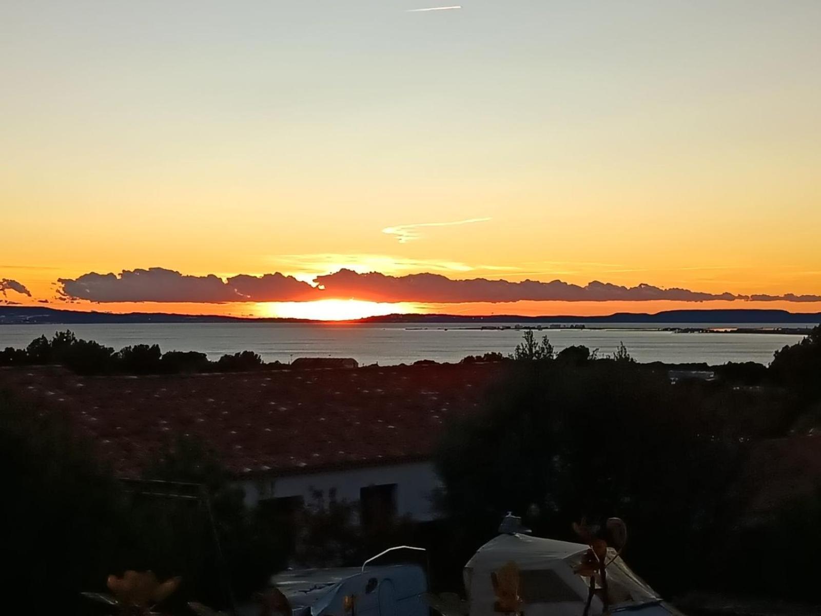 Appartement Proche Aeroport Marseille Marignane - Studio Confortable - Logement Ideal - Hebergement Tout Equipe Rognac Extérieur photo
